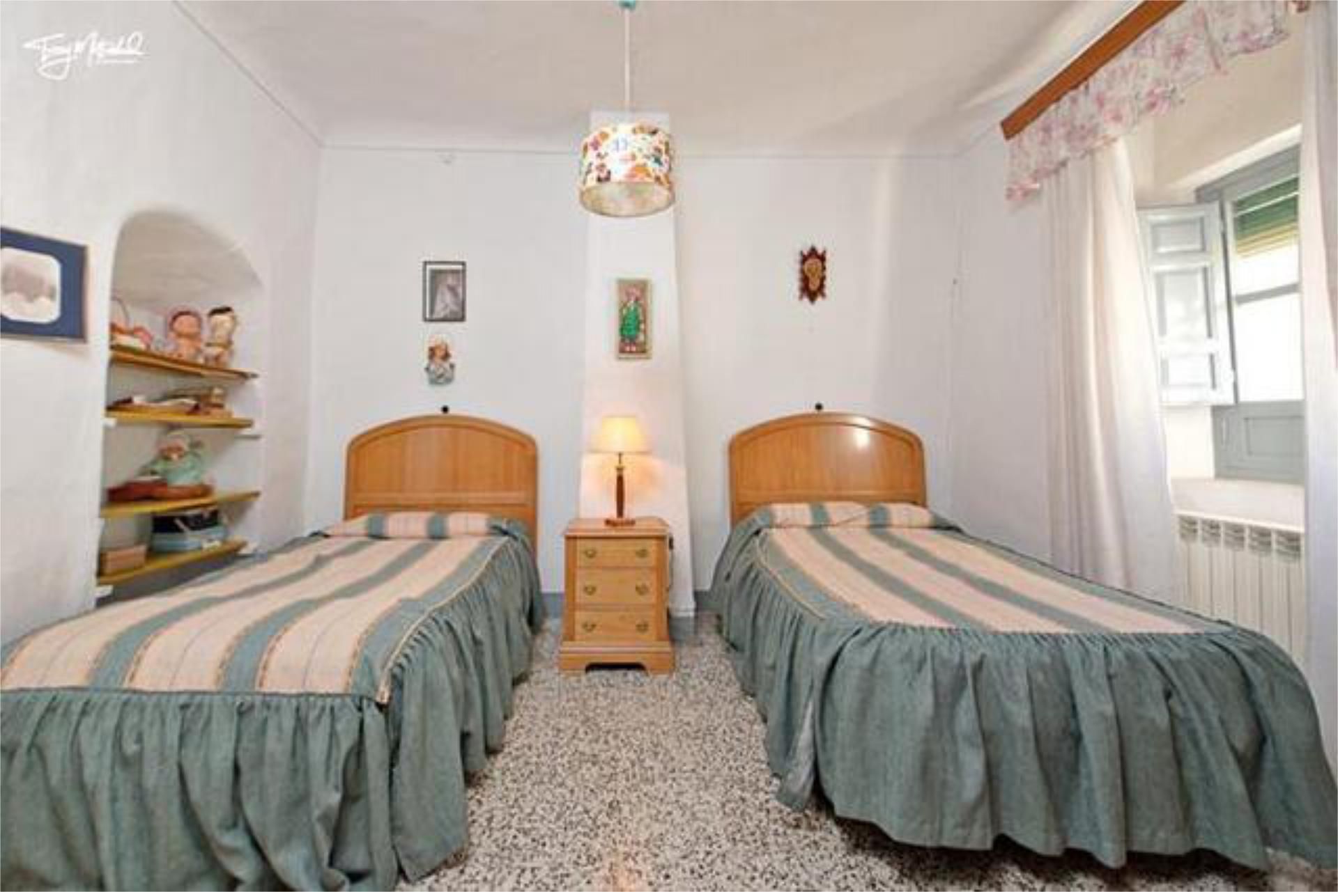 Bedroom of House or chalet for sale in Alhama de Granada