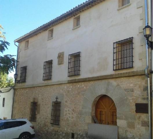 Casa adosada en Venta en Plaza Oliva, 4 en Huete