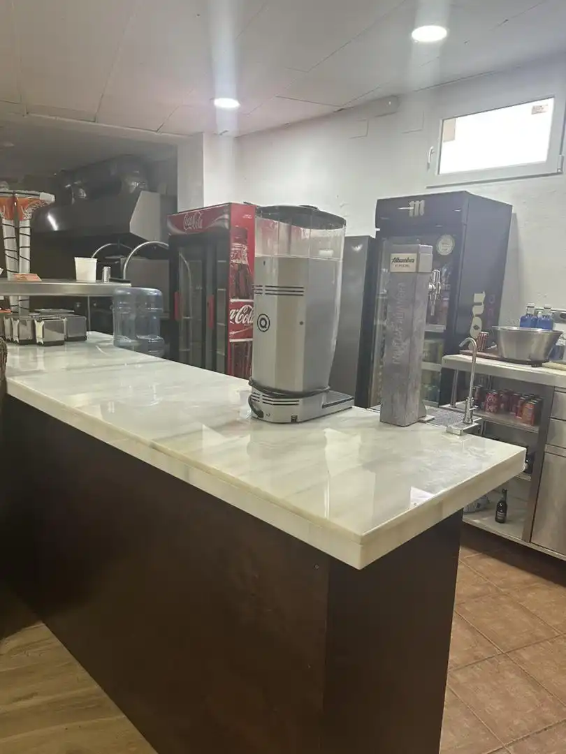 Local de alquiler en Huelva con Aire acondicionado y Calefacción