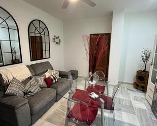 Living room of Flat for sale in Castilleja de la Cuesta  with Air Conditioner