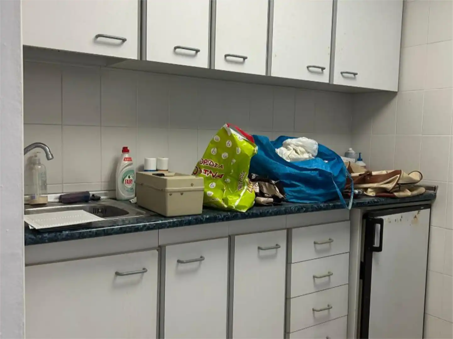 Cuina de Local de lloguer en Mojácar amb Calefacció i Moblat