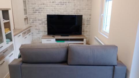 Foto 2 de Casa o xalet en venda a Avenida Llanos de Nava, 26, Villaquilambre, León