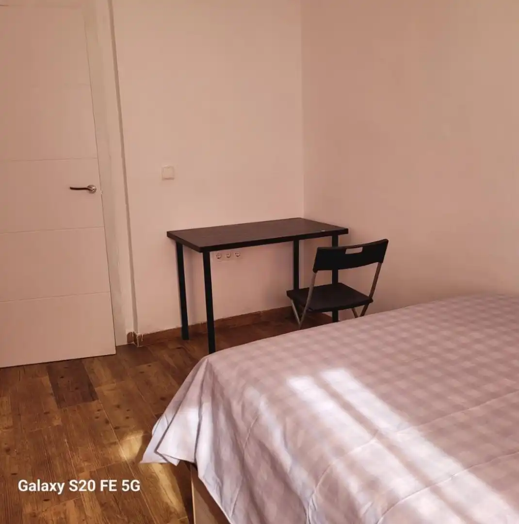 Piso de alquiler en Calle Gonzalo Núñez de Sepúlveda, 11, Cruz Roja Habitación de Piso de alquiler en Sevilla con Aire acondicionado, Calefacción y Terraza