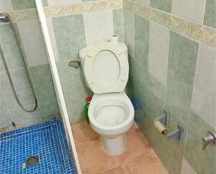 Bathroom of Flat to rent in Aspe  with Terrace and Furnished