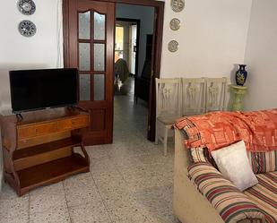 Living room of Planta baja to rent in Villar del Rey  with Terrace, Furnished and Oven