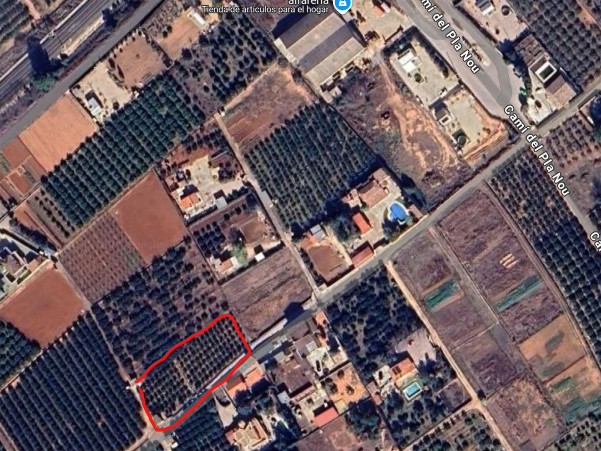 Non-constructible Land for sale in Canals