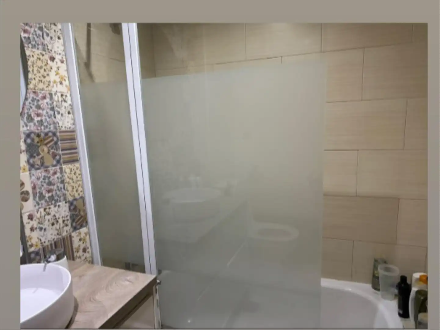 Piso en venta en Calle Valentina Pinelo, 7, La Plata Baño de Piso en venta en Sevilla con Aire acondicionado, Calefacción y Trastero