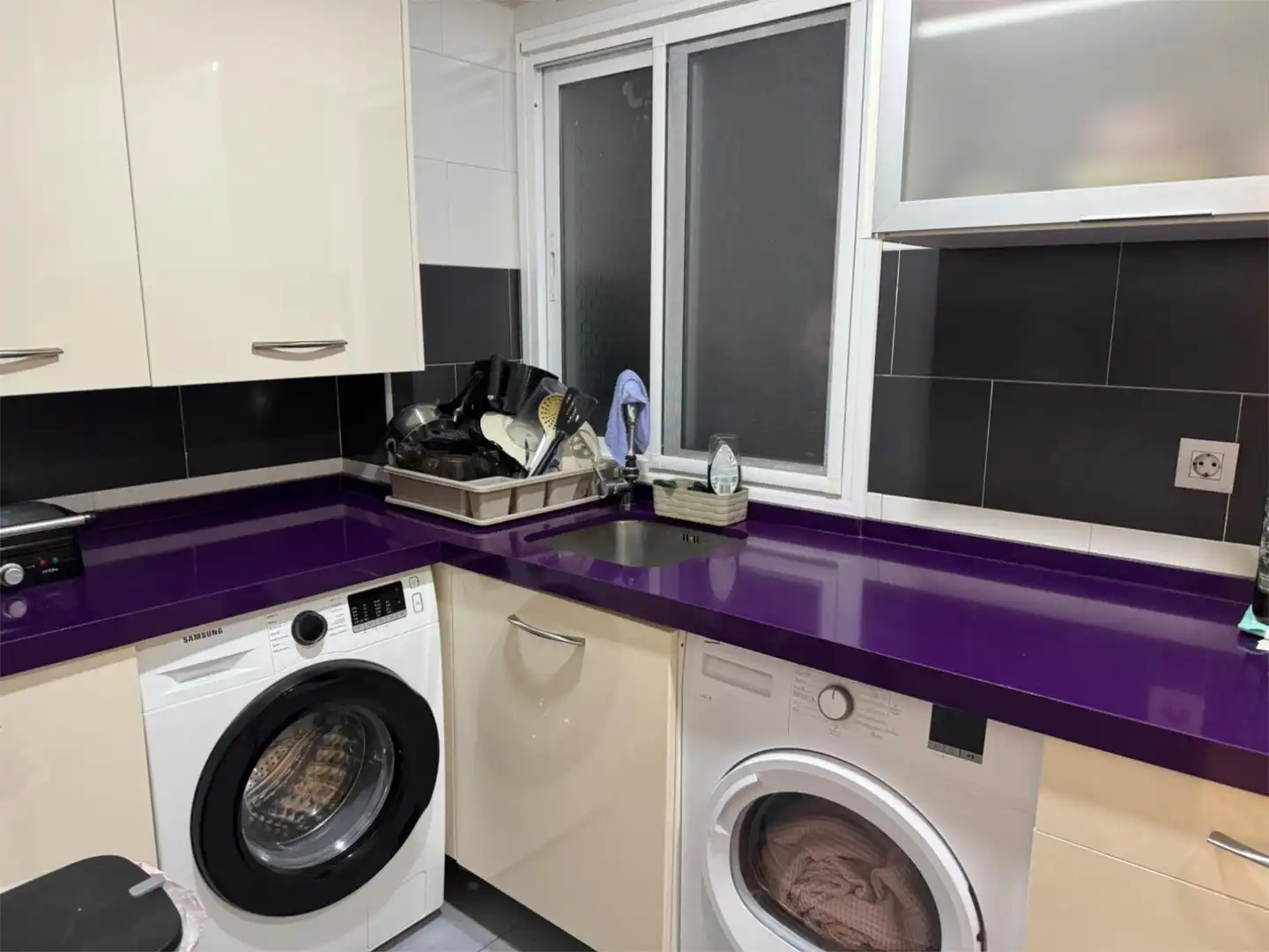 Piso en venta en Calle Valentina Pinelo, 7, La Plata Cocina de Piso en venta en Sevilla con Aire acondicionado, Calefacción y Trastero
