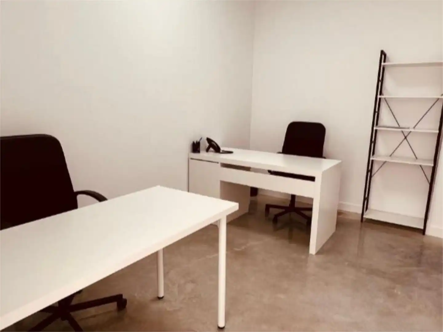 Büro zur Miete in Carrer dels Gremis, 55, Sant Isidre Büro zur Miete in Valencia