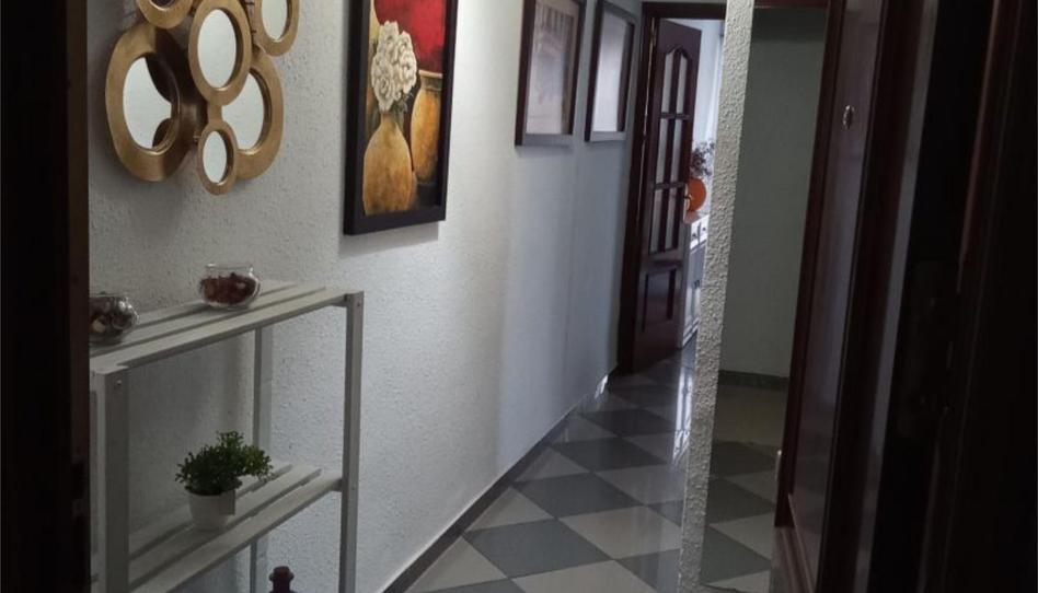 Photo 1 of Flat to share in Calle Resolana, 6, Doctor Barraquer - G. Renfe - Policlínico, Sevilla