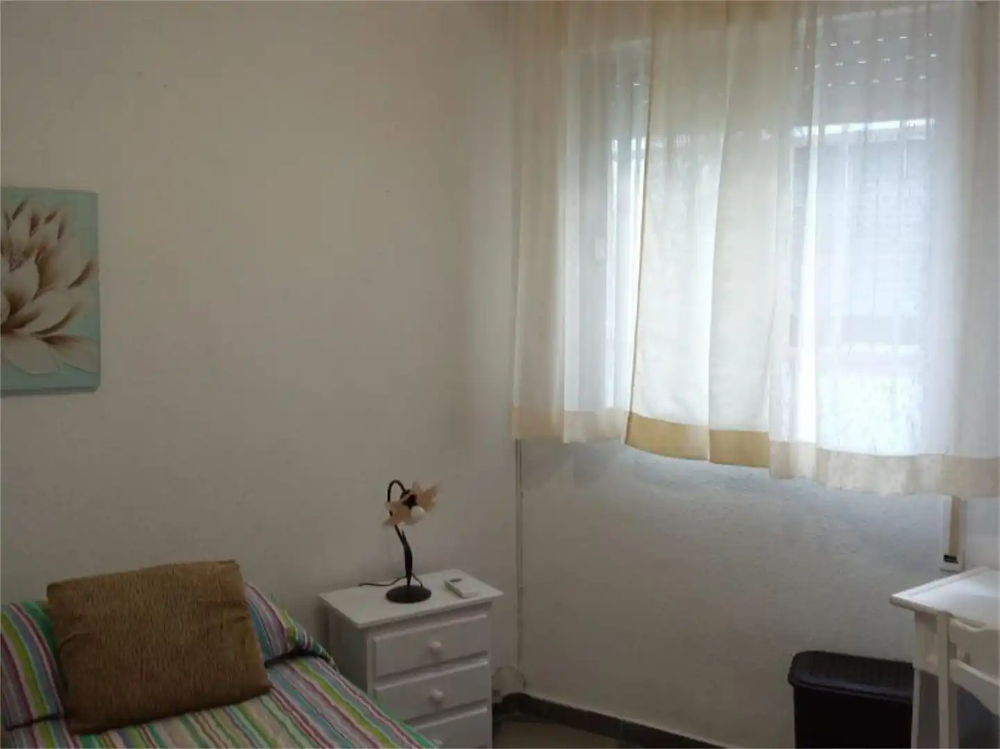Zimmer in Calle Resolana, 6, Doctor Barraquer - G. Renfe - Policlínico Schlafzimmer von Wohnung zur untervermieten in Sevilla mit Klimaanlage, Heizung und Terrasse