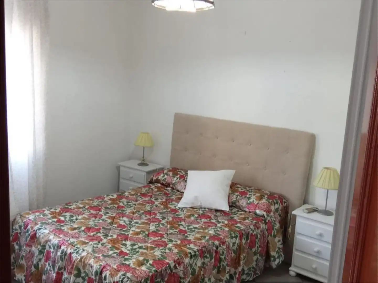 Zimmer in Calle Resolana, 6, Doctor Barraquer - G. Renfe - Policlínico Schlafzimmer von Wohnung zur untervermieten in Sevilla mit Klimaanlage, Heizung und Terrasse