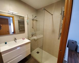 Bathroom of Flat to rent in Terrassa  with Air Conditioner, Heating and Parquet flooring