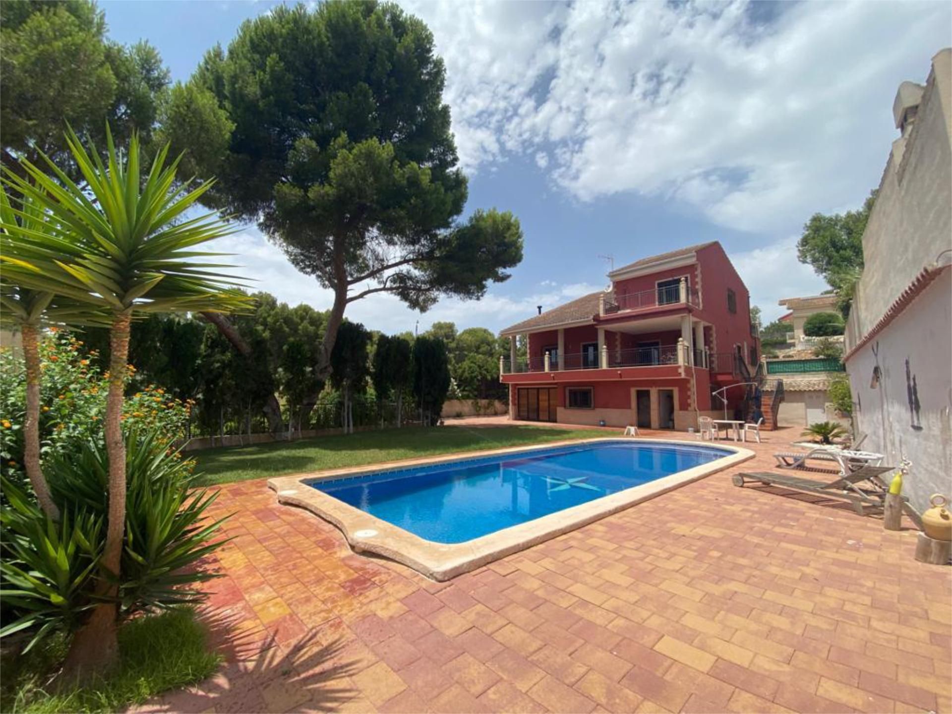 House or chalet for sale in Primera Avenida, 87, Las Torres de Cotillas Swimming pool of House or chalet for sale in Las Torres de Cotillas with Air Conditioner, Terrace and Swimming Pool