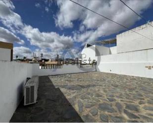 Terrassa de Casa adosada en venda en Utrera amb Calefacció, Jardí privat i Terrassa