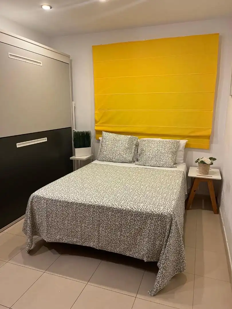 Apartamento de alquiler en Avenida Juan Carlos I, 30, Los Cristianos Habitación de Apartamento de alquiler en Arona con Aire acondicionado, Terraza y Piscina