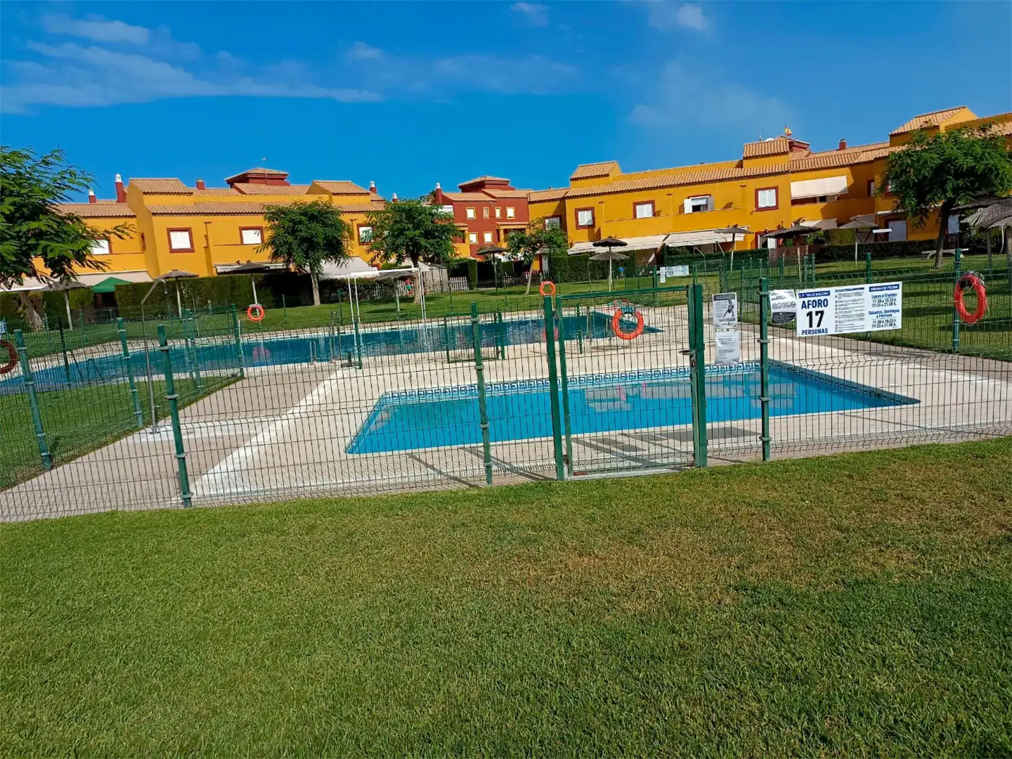 Casa adosada de lloguer a Avenida Juan Carlos I, 10, Costa Ballena - Largo Norte Piscina de Casa adosada de lloguer en Rota amb Piscina