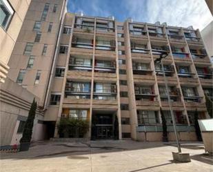 Exterior view of Flat to rent in  Madrid Capital  with Heating, Terrace and Pets allowed