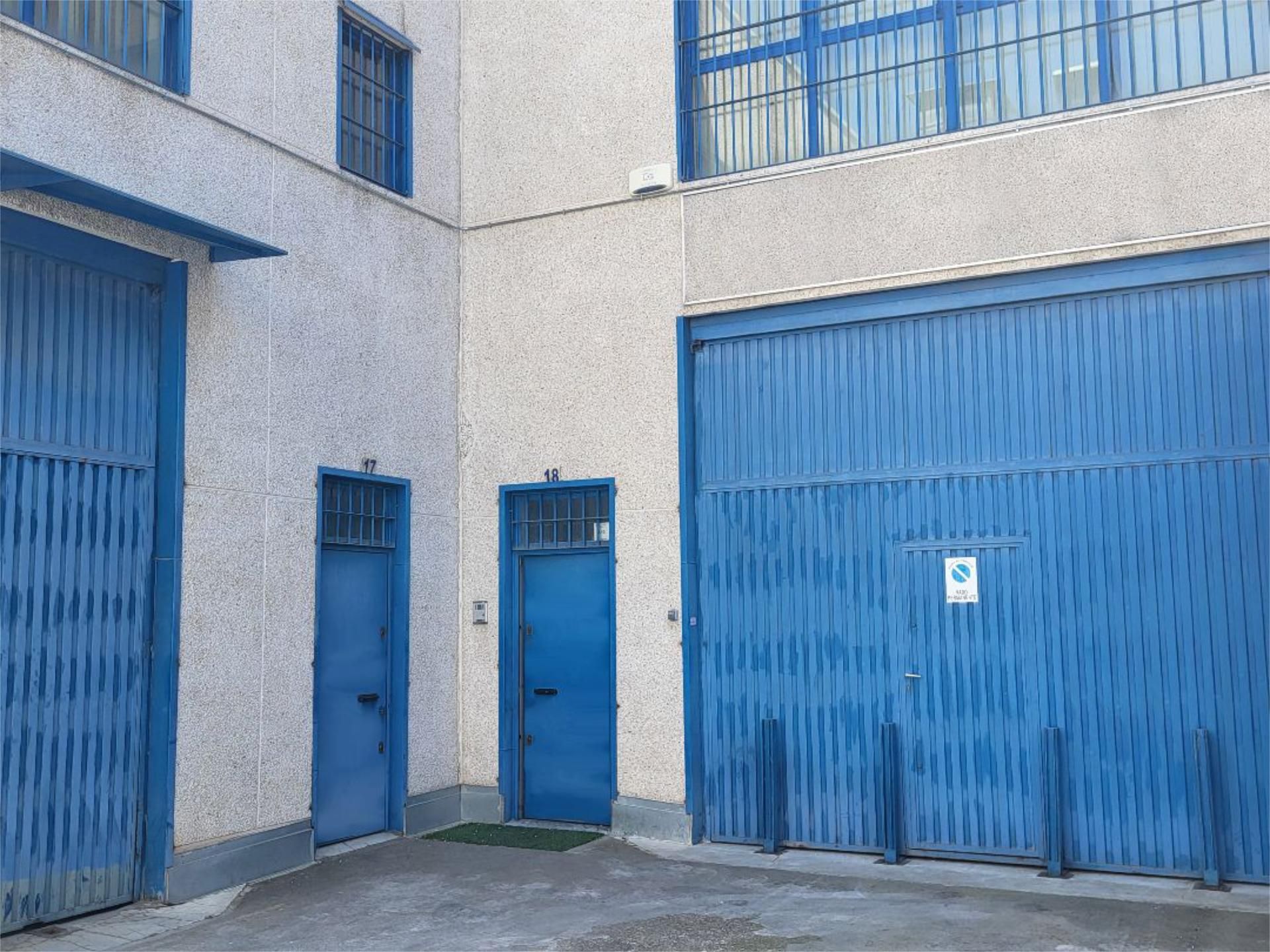 Exterior view of Industrial buildings for sale in  Madrid Capital