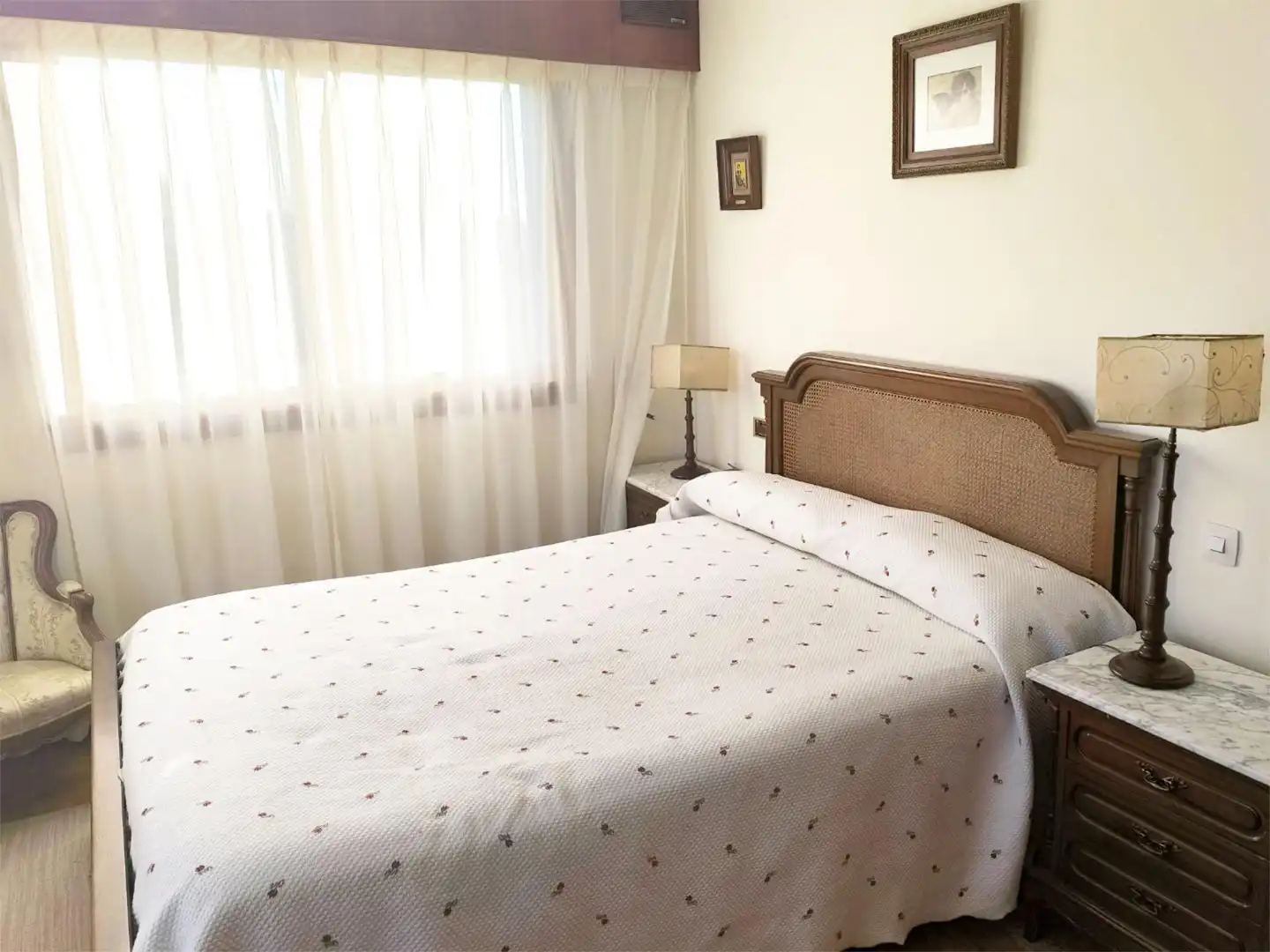 Casa o xalet en venda a Lugar Costa, 26, Sada (A Coruña) Dormitori de Casa o xalet en venda en Sada (A Coruña) amb Terrassa i Balcó