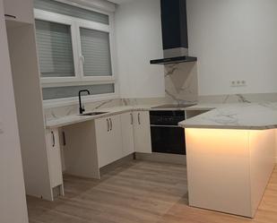 Kitchen of Flat for sale in Fuenlabrada  with Heating