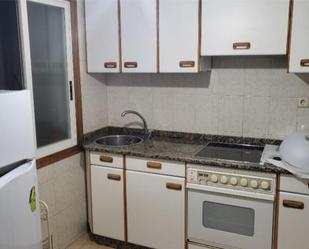 Kitchen of Flat for sale in Santiago de Compostela 