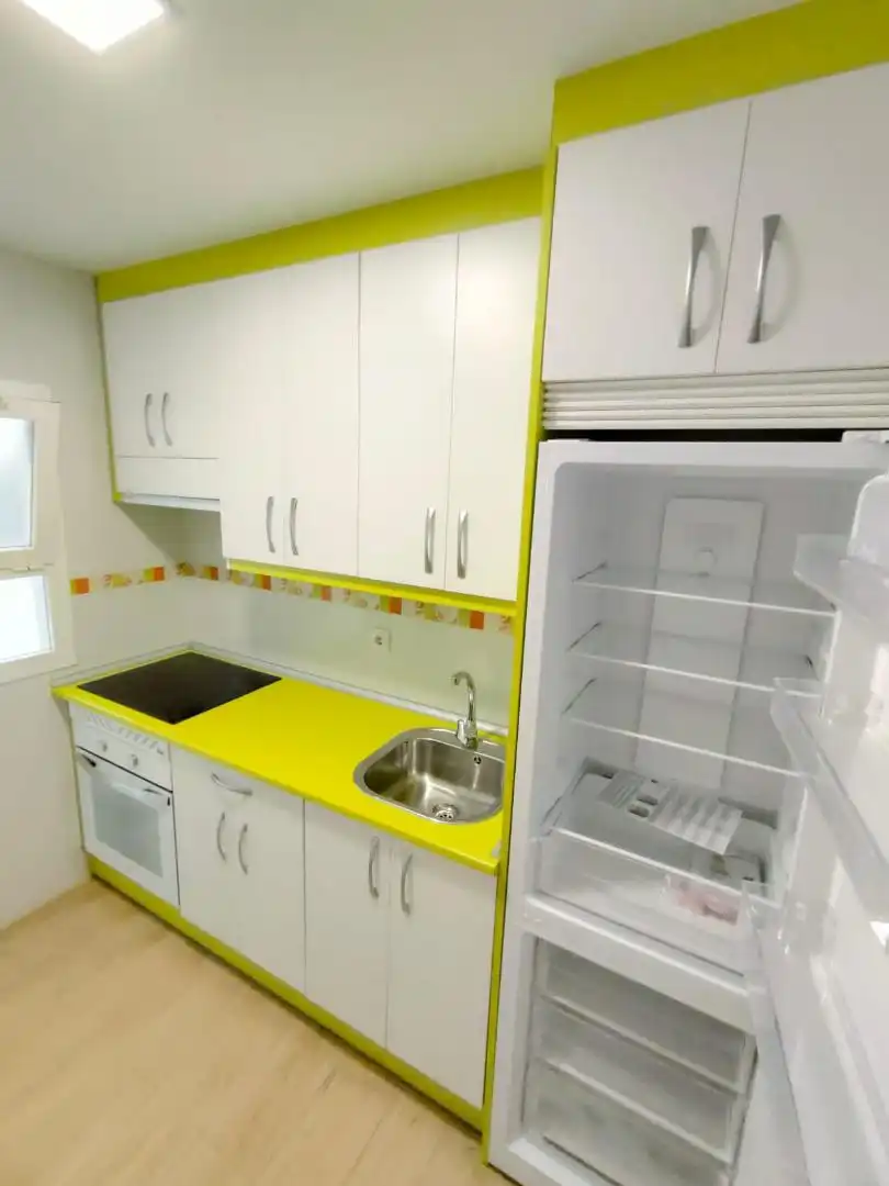 Habitación en Calle el Torno, 8, Miralvalle - Av. Virgen del Puerto - La Data Habitación en Calle el Torno, 8, Miralvalle - Av. Virgen del Puerto - La Data