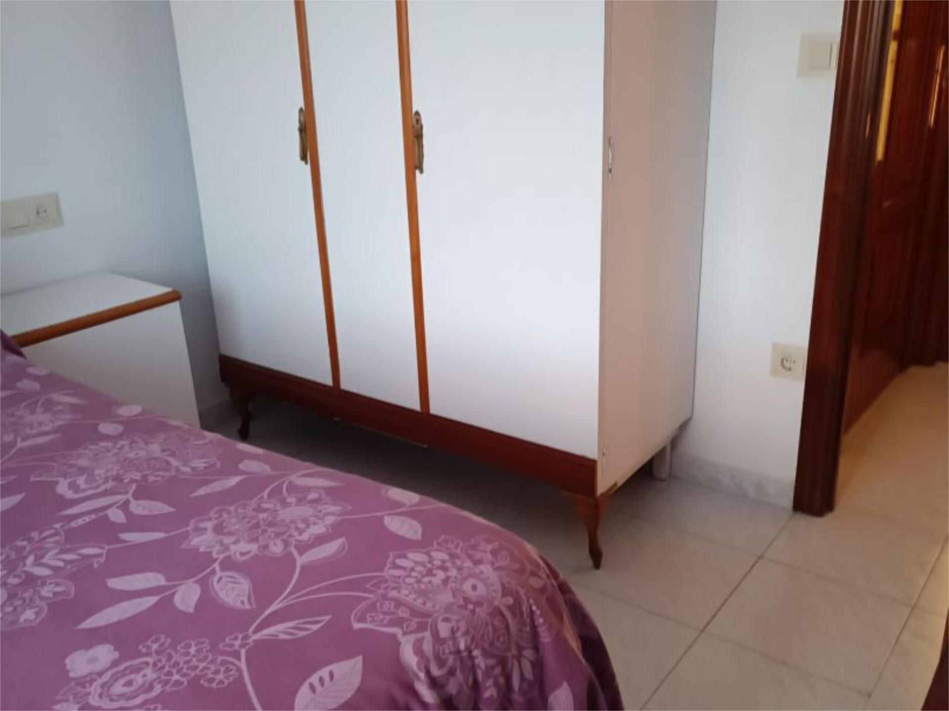 Bedroom of Flat for sale in Ponferrada