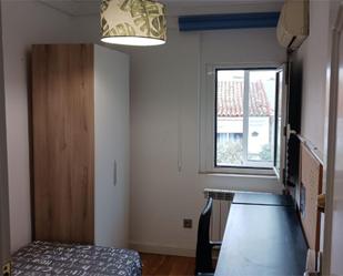 Flat to share in Calle de Tirso de Molina, 11, Oliver