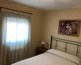 Bedroom of Flat for sale in Ourense Capital   with Heating, Parquet flooring and Furnished