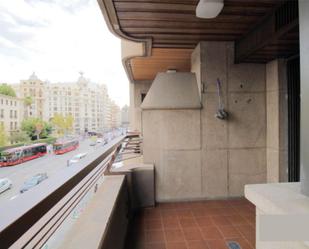 Exterior view of Apartment for sale in  Valencia Capital  with Air Conditioner and Balcony