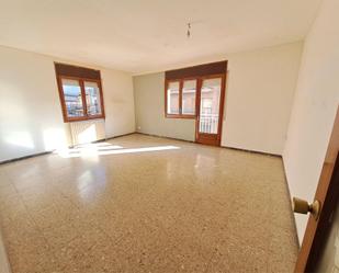 Living room of Flat for sale in Tremp  with Heating and Balcony