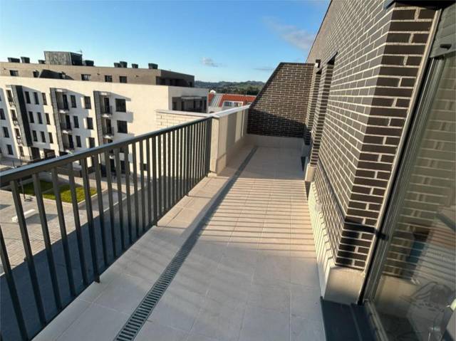 Piso en Alquiler en Avenida Marqués de Valdecilla, 87 en Soto de la Marina