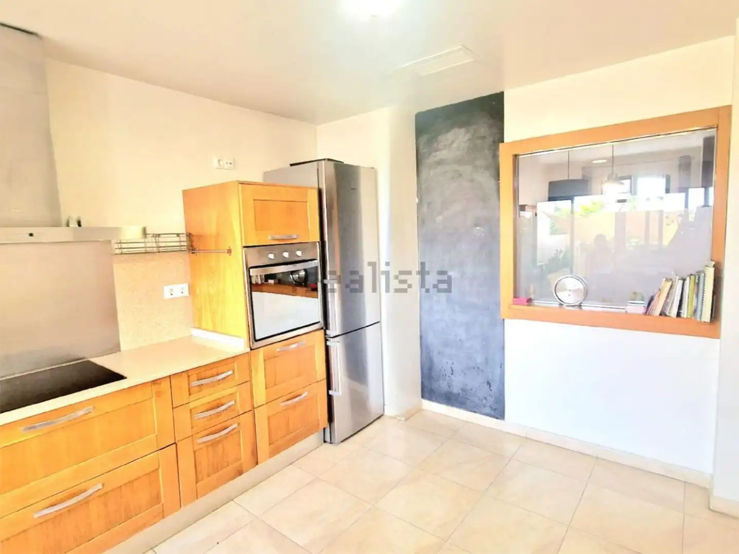 Casa o xalet en venda a Avinguda Albufereta, 5, Vistahermosa Cuina de Casa o xalet en venda en Alicante / Alacant amb Aire condicionat, Calefacció i Jardí privat