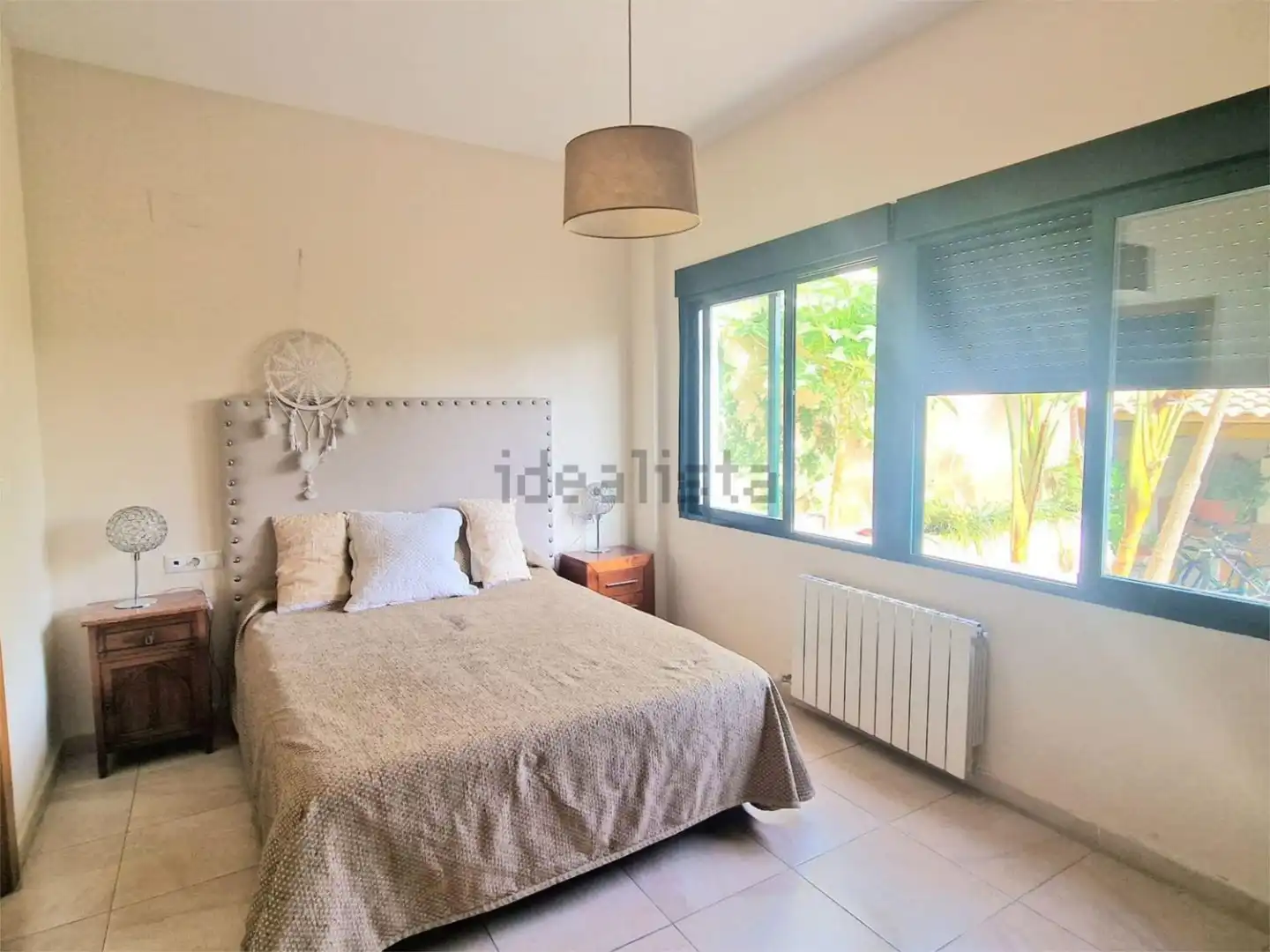 Casa o xalet en venda a Avinguda Albufereta, 5, Vistahermosa Dormitori de Casa o xalet en venda en Alicante / Alacant amb Aire condicionat, Calefacció i Jardí privat