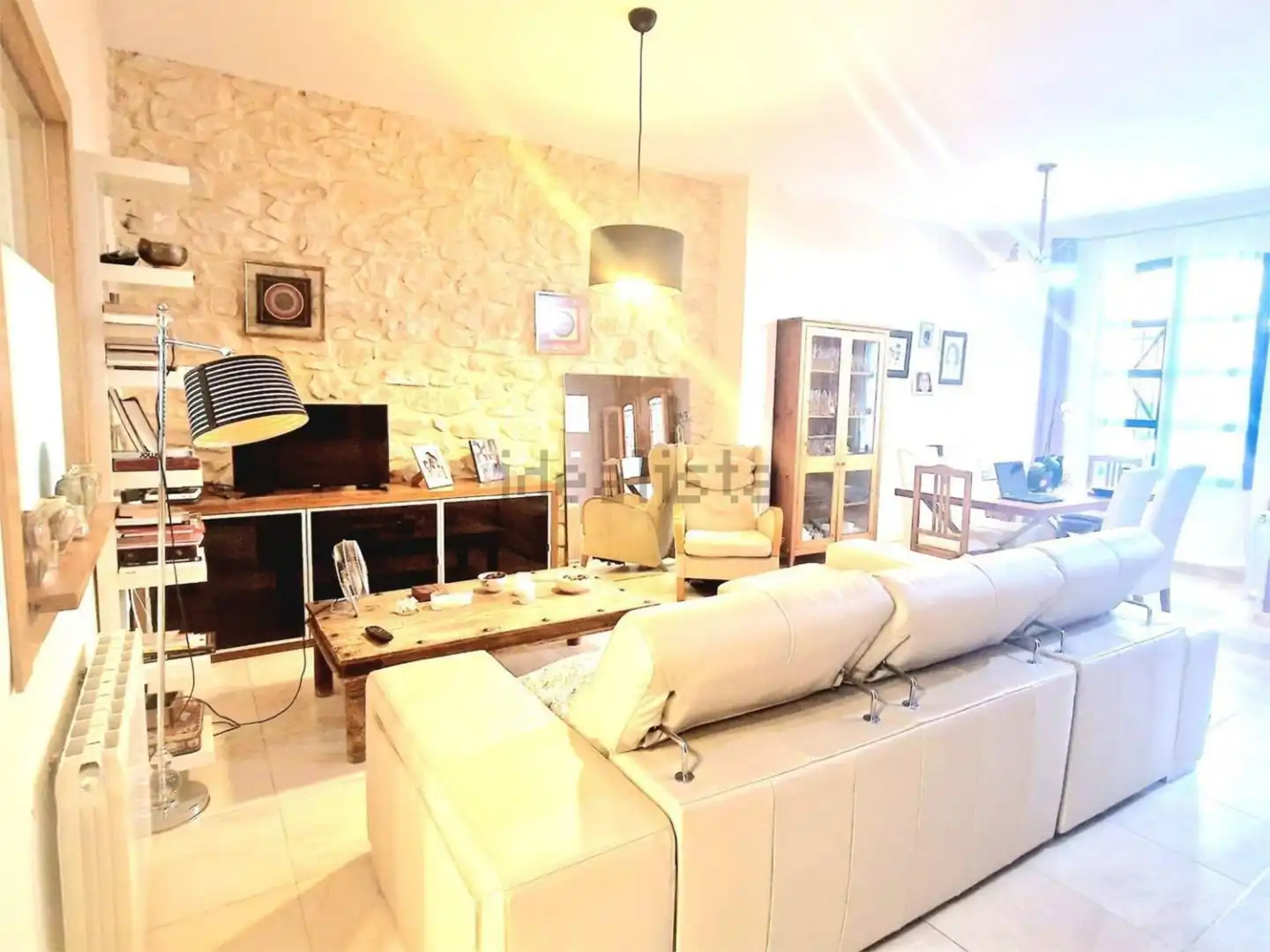 Casa o xalet en venda a Avinguda Albufereta, 5, Vistahermosa Sala d'estar de Casa o xalet en venda en Alicante / Alacant amb Aire condicionat, Calefacció i Jardí privat