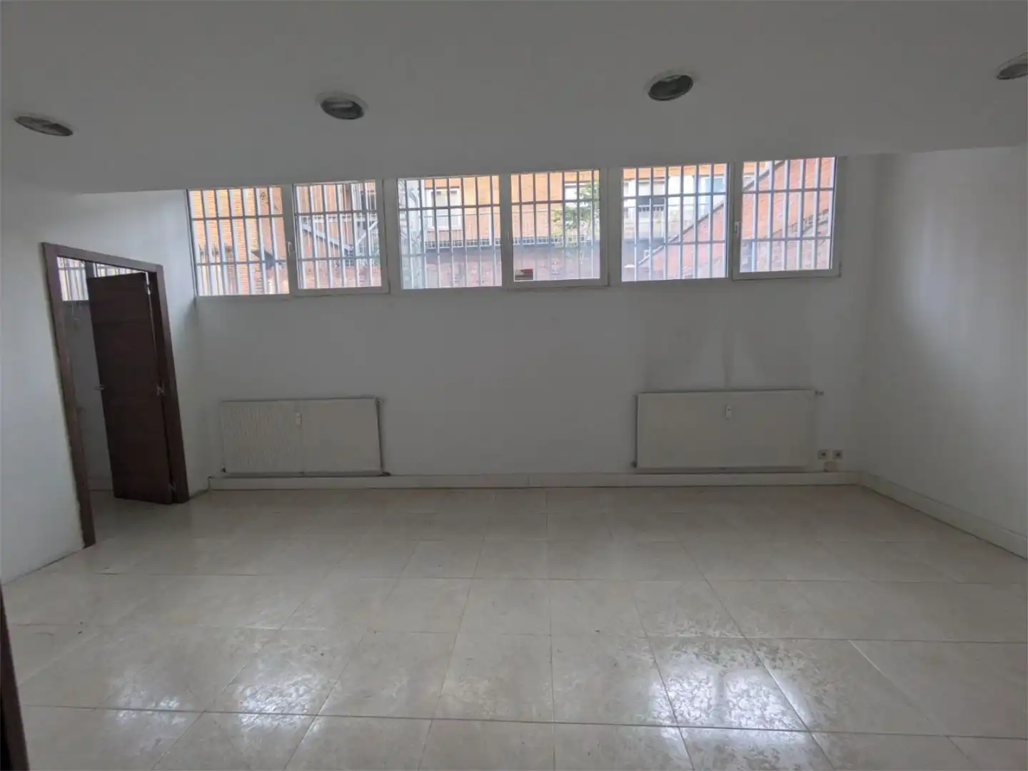 Oficina en venda a Calle de José Castán Tobeñas, 1, Castillejos - Cuzco