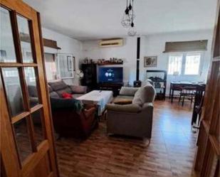 Living room of Single-family semi-detached for sale in  Córdoba Capital