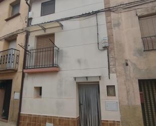 Vista exterior de Casa adosada en venda en Loscorrales amb Terrassa, Traster i Moblat