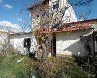 Vista exterior de Casa o xalet en venda en Alameda del Valle amb Terrassa