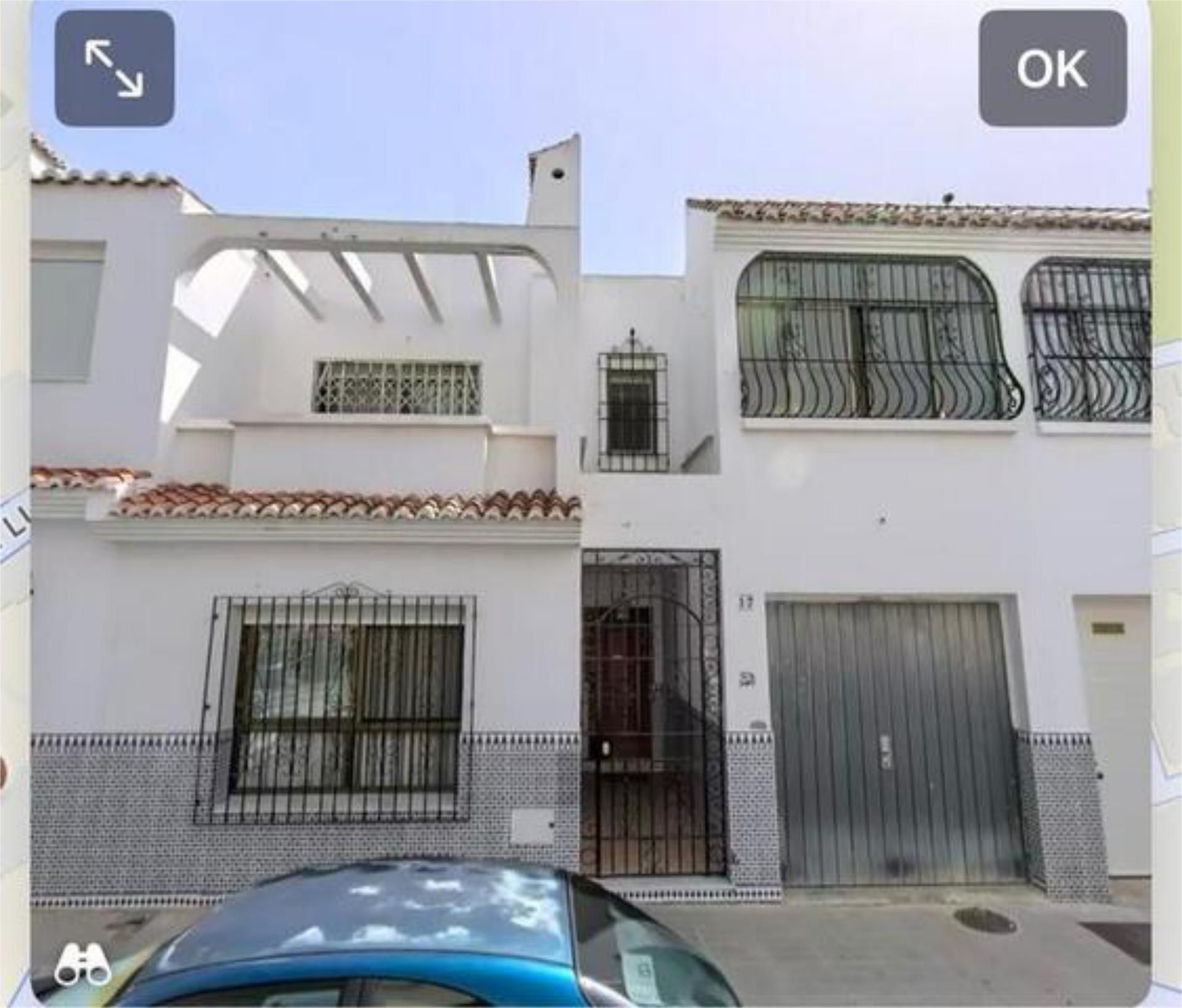 Vista exterior de Casa o xalet en venda en  Almería Capital amb Terrassa