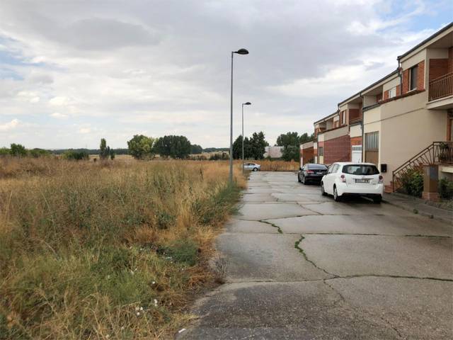 Terreno en Venta en Calle la Fuente, 12 en Hontalbilla