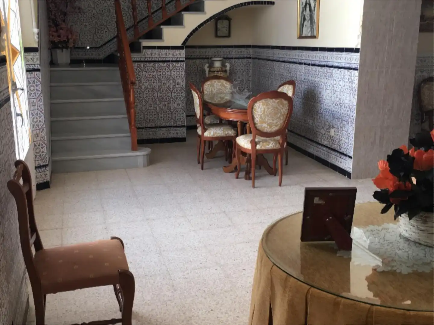 Casa adosada en venda a Calle Soldado Perez Murga, 15, Villalba del Alcor Menjador de Casa adosada en venda en Villalba del Alcor amb Moblat i Balcó