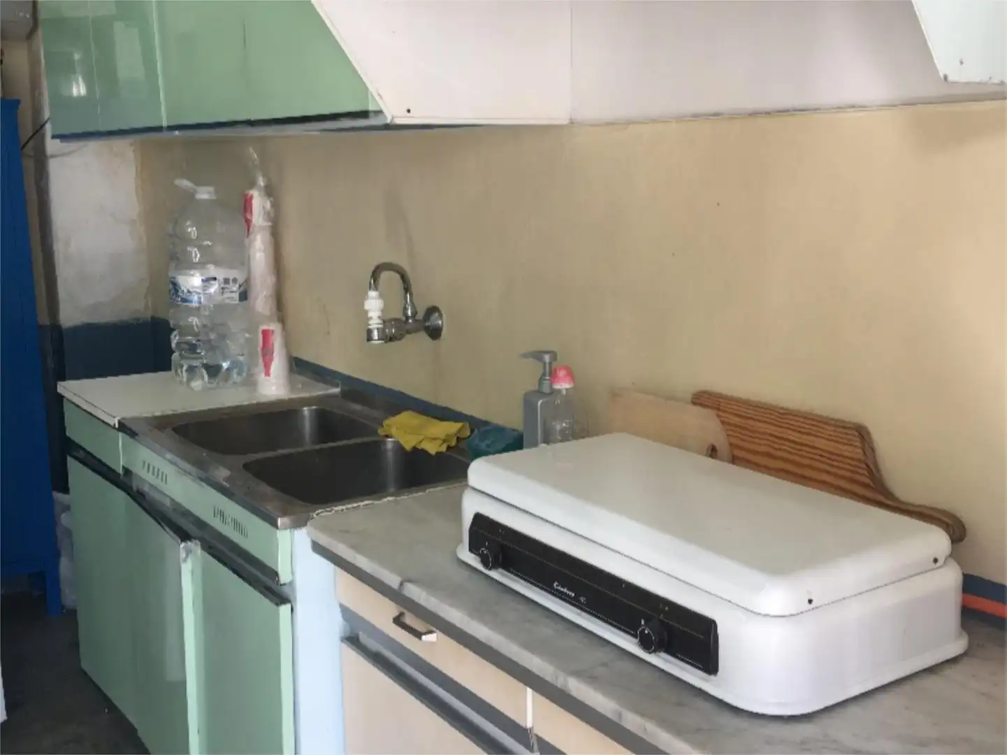 Casa adosada en venda a Calle Soldado Perez Murga, 15, Villalba del Alcor Cuina de Casa adosada en venda en Villalba del Alcor amb Moblat i Balcó