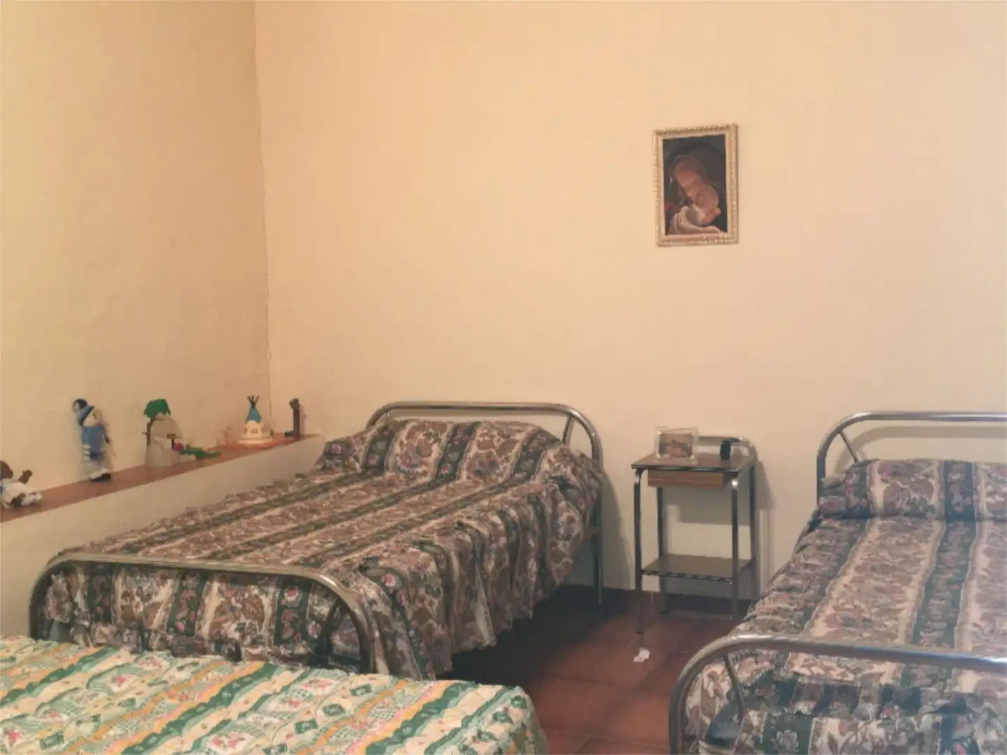 Casa adosada en venda a Calle Soldado Perez Murga, 15, Villalba del Alcor Dormitori de Casa adosada en venda en Villalba del Alcor amb Moblat i Balcó