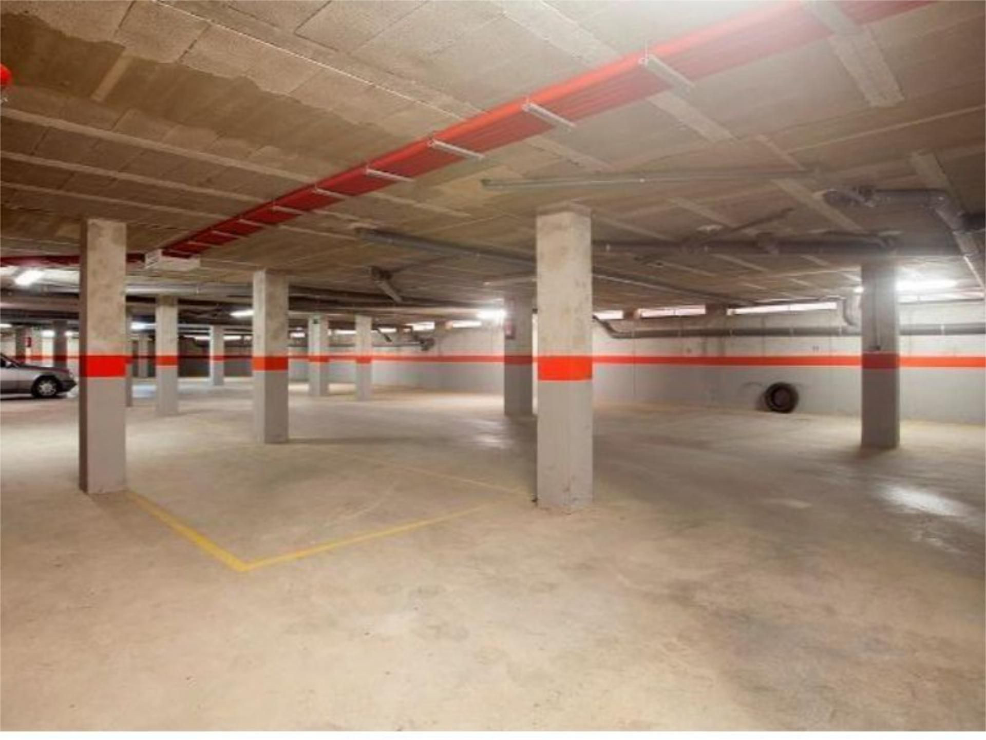 Parking of Garage to rent in Camarles