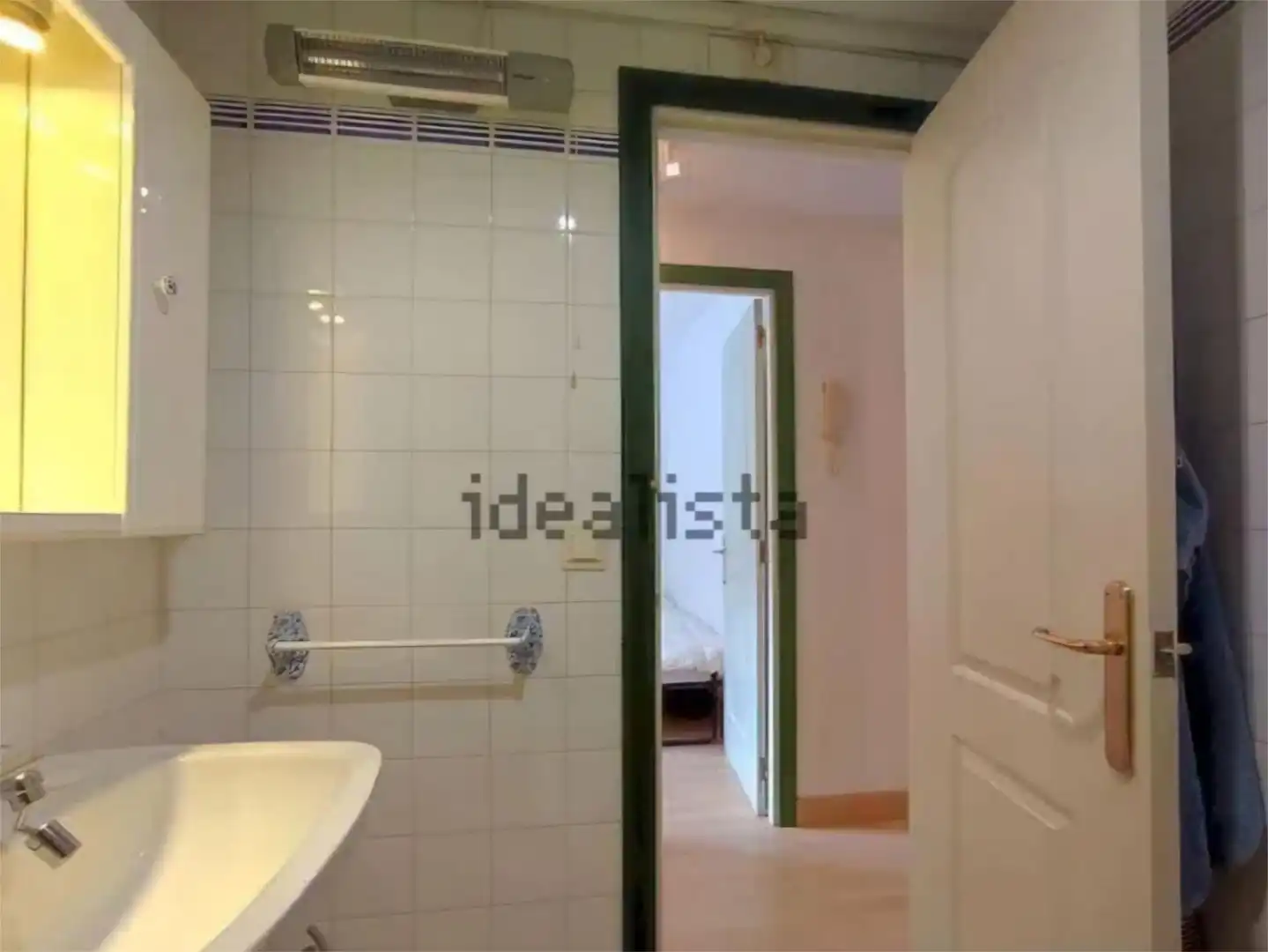 Flat for sale in Calle Única, 10, Aisa Bathroom of Flat for sale in Aisa with Heating, Private garden and Parquet flooring