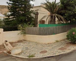 Jardí de Casa o xalet en venda en El Ejido amb Aire condicionat, Terrassa i Piscina