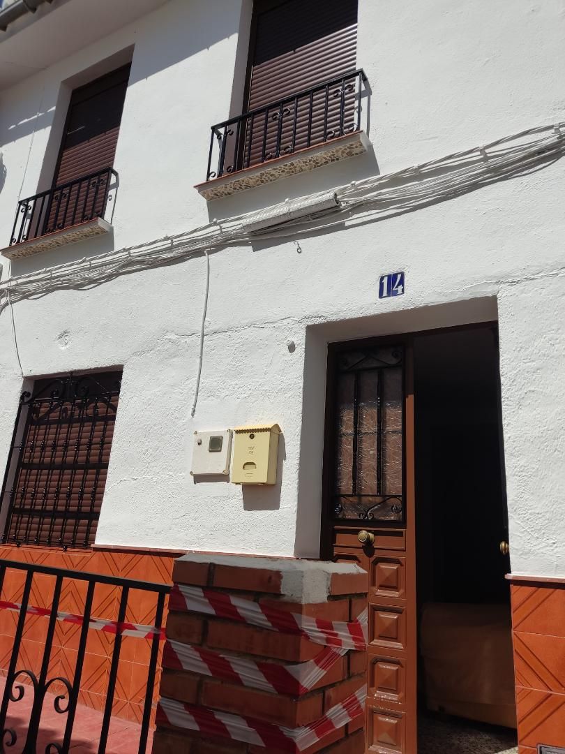 Vista exterior de Casa o xalet en venda en Colmenar amb Terrassa i Balcó