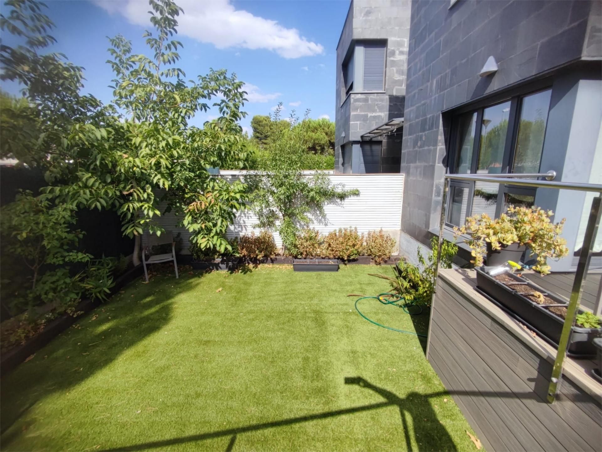 Jardí de Casa o xalet en venda en Valladolid Capital amb Calefacció, Jardí privat i Parquet